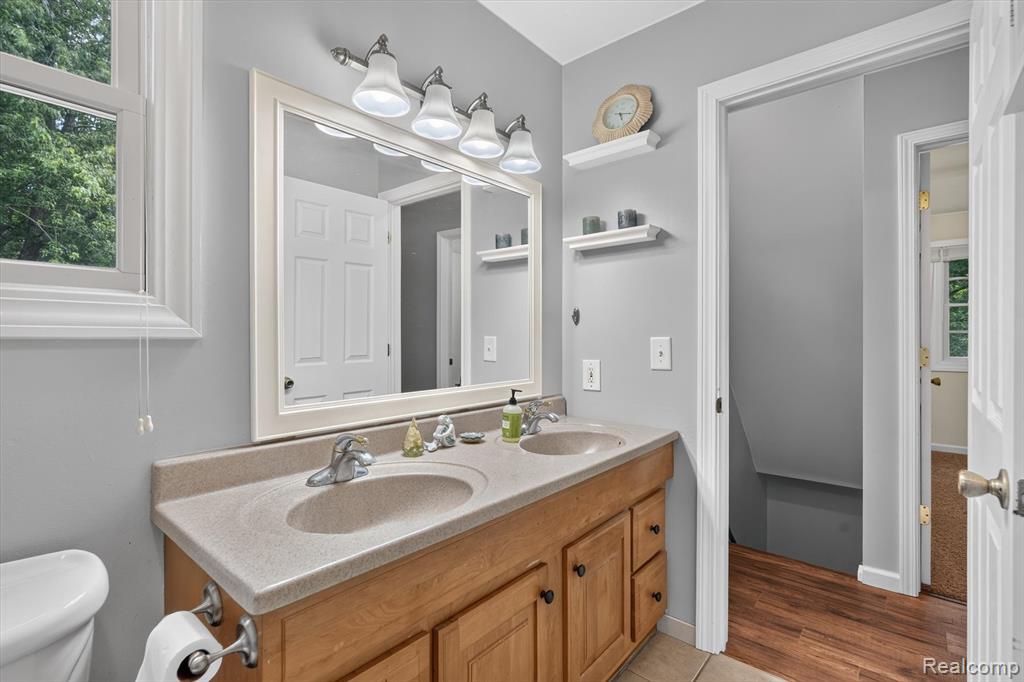 5521 Independence Colony Road, Grand Blanc, MI 48439 — Photo 32