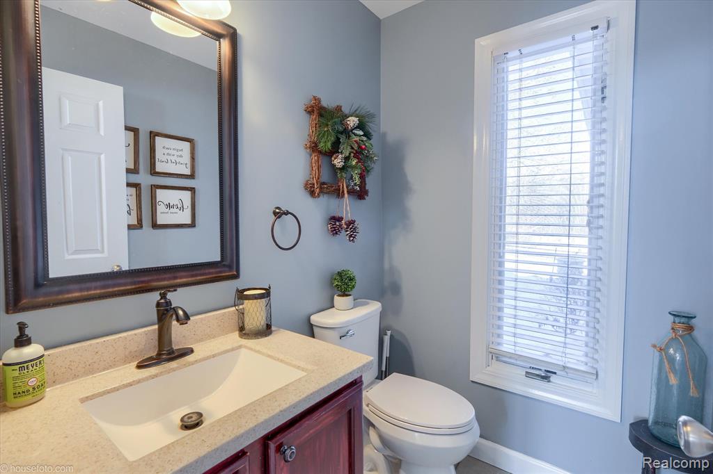 2051 E Oakwood Road, Oxford, MI 48370 — Photo 26