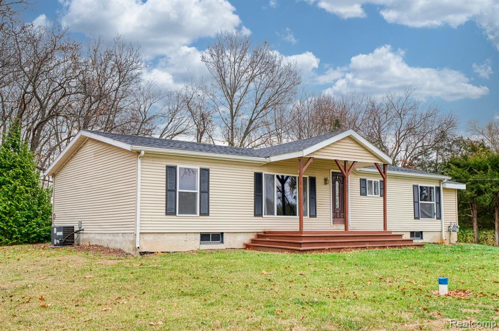 511 1ST Street, Gregory, MI 48137 — Photo 24