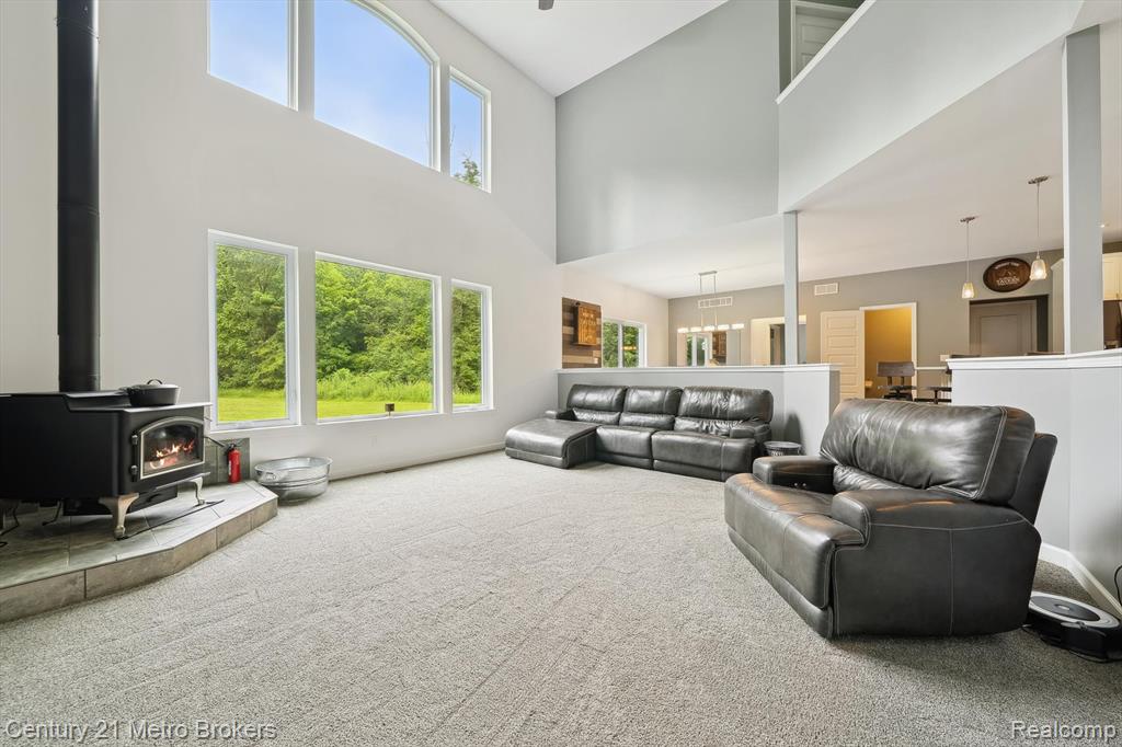 9119 Hegel Road, Goodrich Vlg, MI — Photo 12
