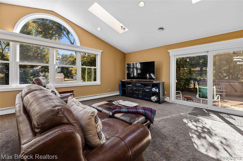 5605 Woodwind Drive, Bloomfield Hills, MI 48301 — Photo 33