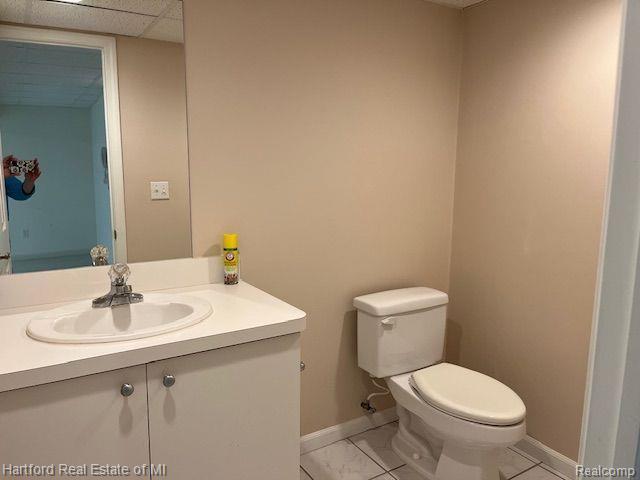 395 WOODVALE Drive, Walled Lake, MI 48390 — Photo 29