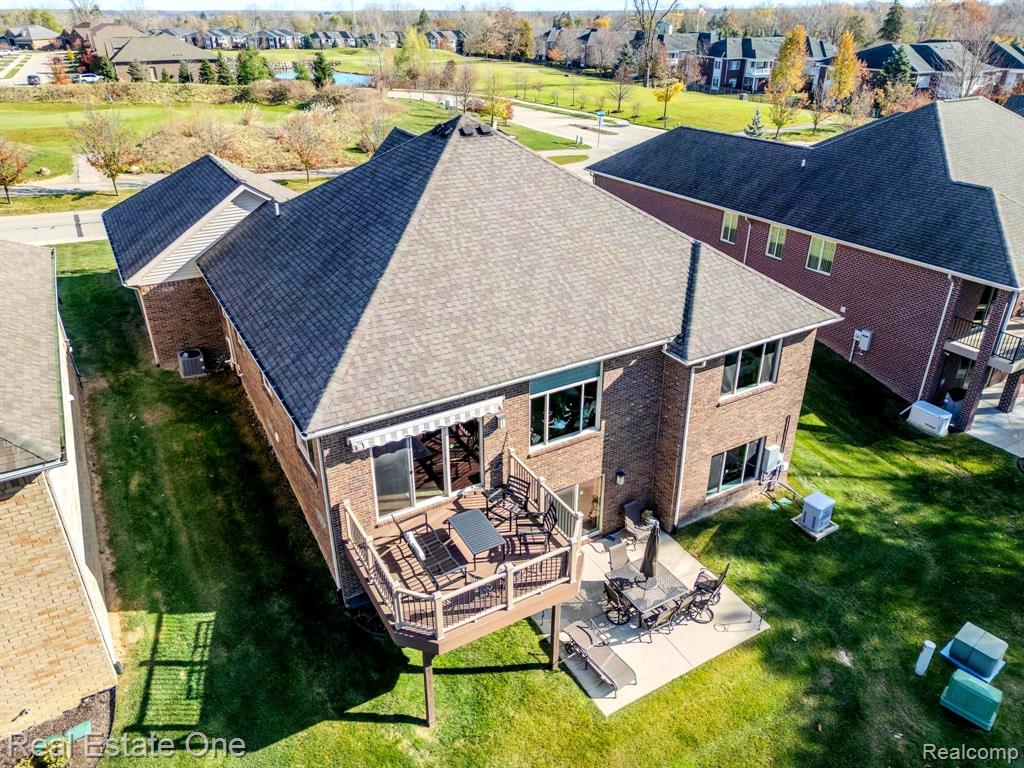 58703 GLACIER CLUB Drive, Washington, MI — Photo 10