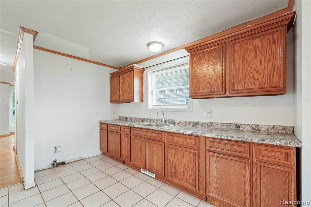 101 Stevens Street, Highland Park, MI 48203 — Photo 9