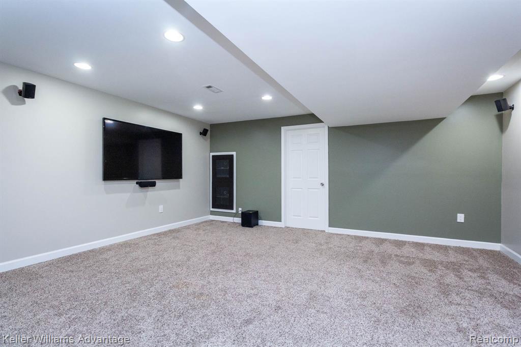 24975 Bloomfield Court, Novi, MI — Photo 43