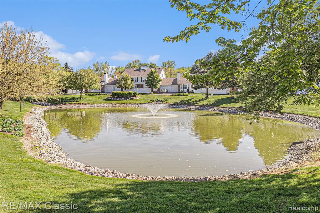 42173 OLD POND Circle, Plymouth, MI 48170 — Photo 29