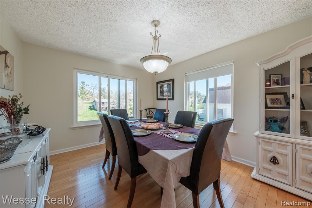 117 Coachlamp Road, Rochester, MI 48306 — Photo 12
