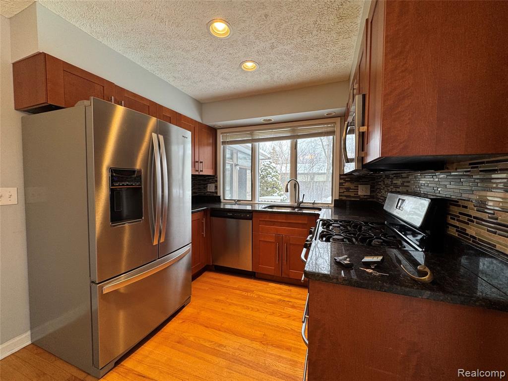 4162 Cypress Drive, Troy, MI 48085 — Photo 18