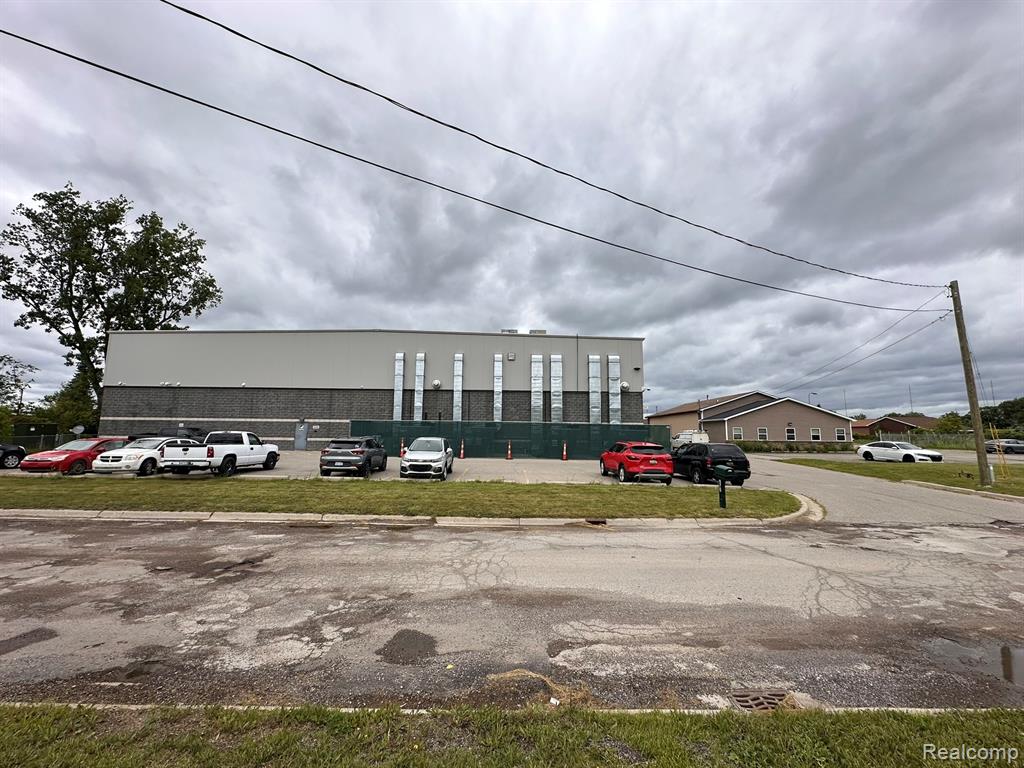 3245 Card Drive, Burton, MI 48529 — Photo 3