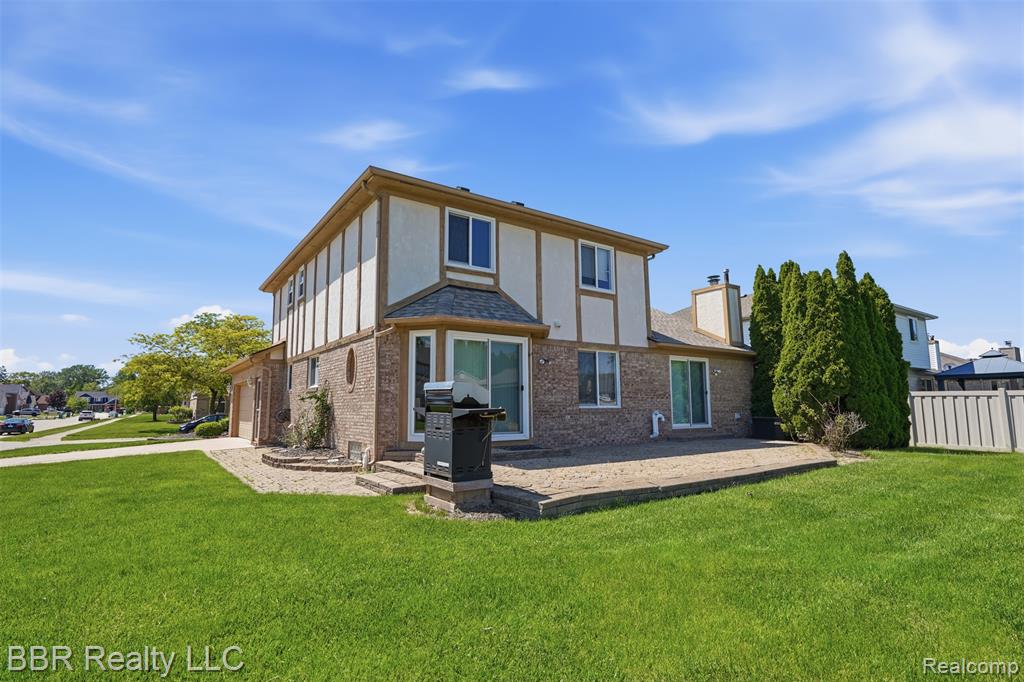 24883 Curtis Drive, Flat Rock, MI 48134 — Photo 43