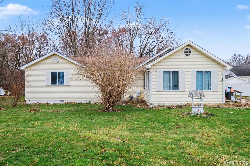 4449 Crosby Road, Flint, MI 48506 — front exterior
