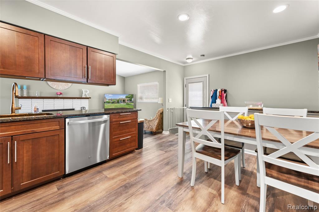 41594 Harvard Drive, Sterling Heights, MI 48313 — Photo 9