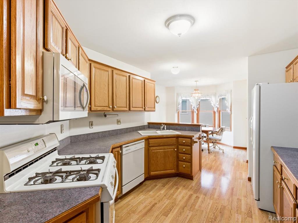 4305 Juniper Lane, Port Huron, MI 48060 — Photo 14