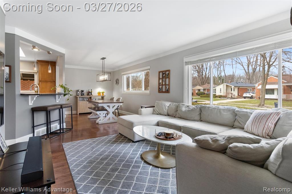 805 Butternut Avenue, Royal Oak, MI 48073 — Photo 6