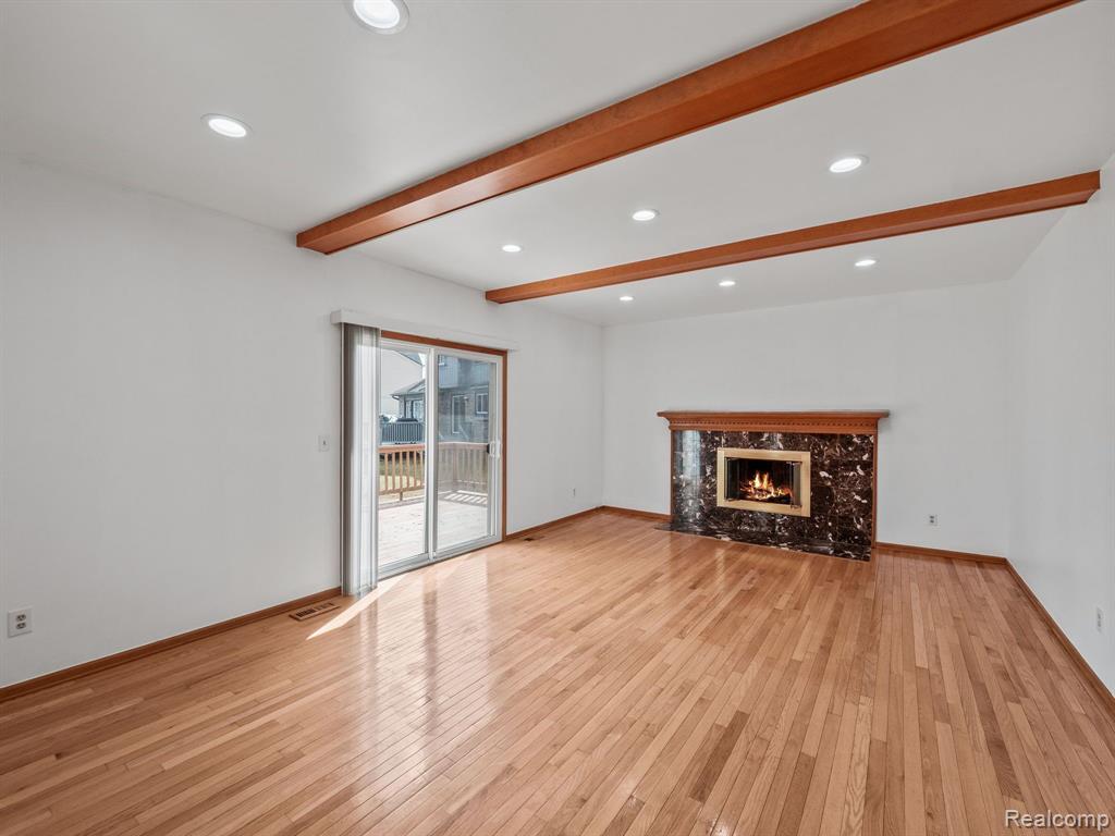 5079 W POND Circle, West Bloomfield, MI 48323 — Photo 18