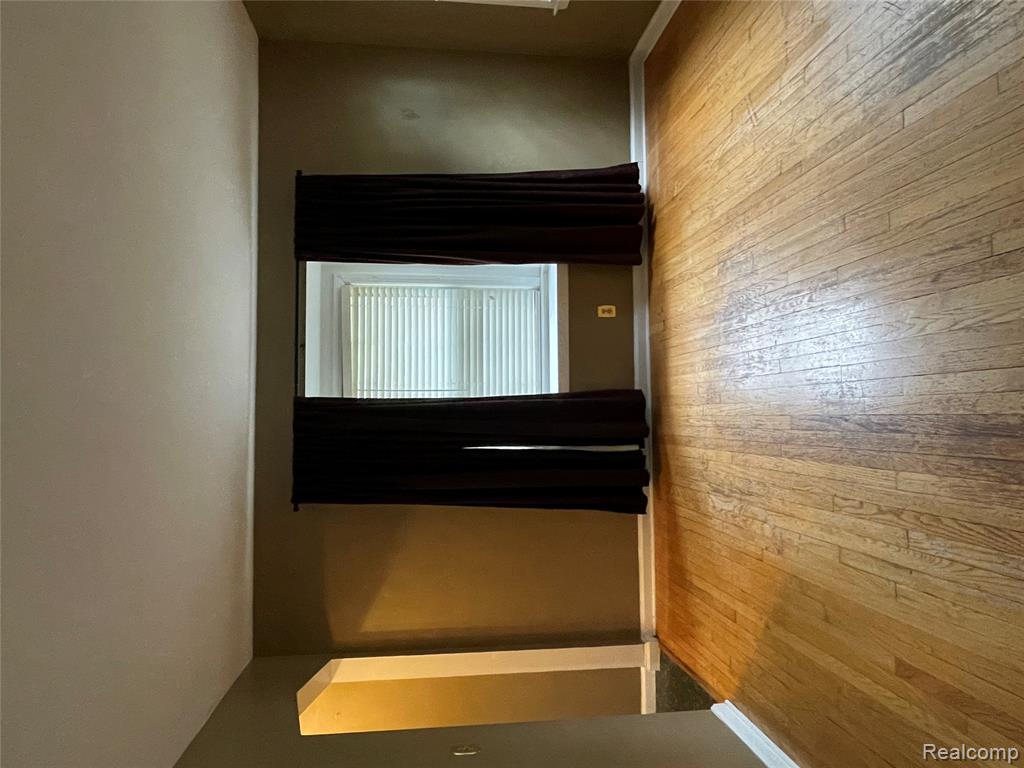 823 E 2nd Street, Royal Oak, MI 48067 — Photo 7
