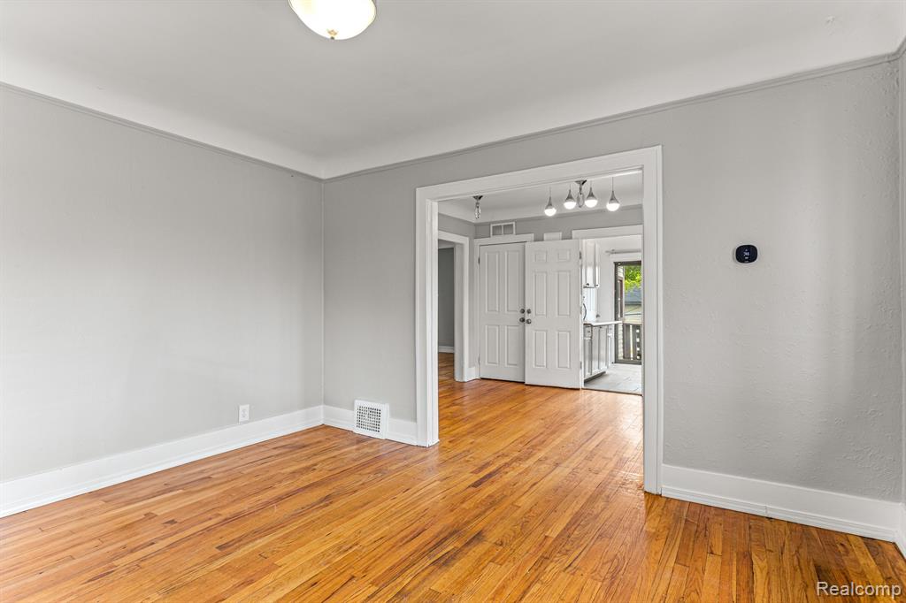 5002 MEAD Street, Dearborn, MI 48126 — Photo 4