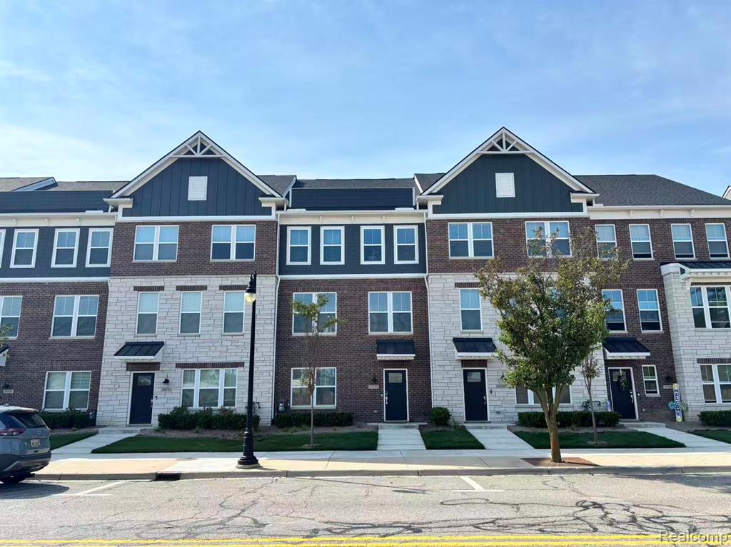 43176 Atwood Avenue, Novi, MI — front exterior
