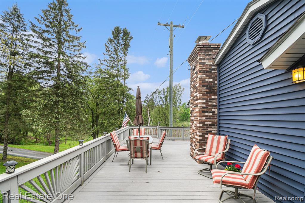 7529 BISHOP Road, Brighton, MI 48116 — Photo 20
