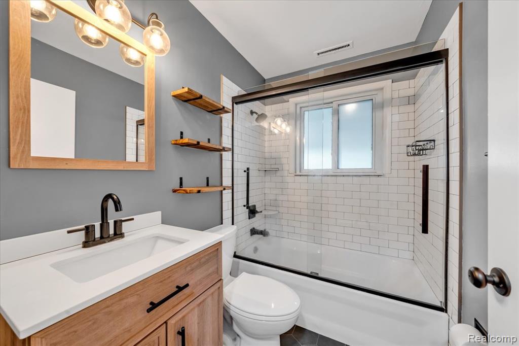 3712 Grafton Street, Orion, MI — Photo 18