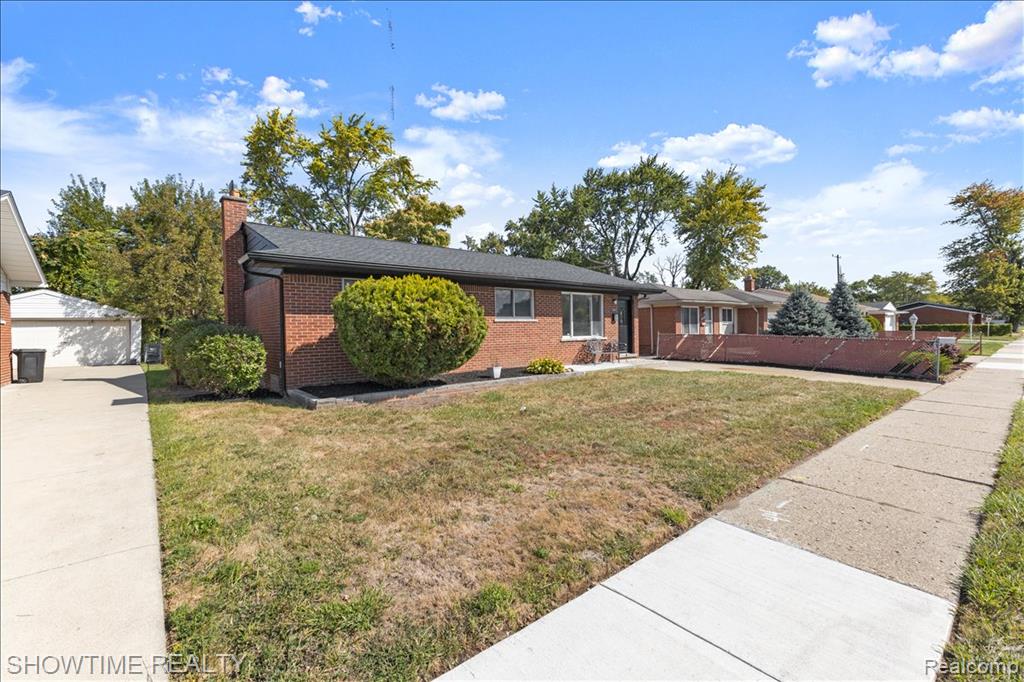 10358 Cloverdale Avenue, Ferndale, MI 48220 — Photo 3