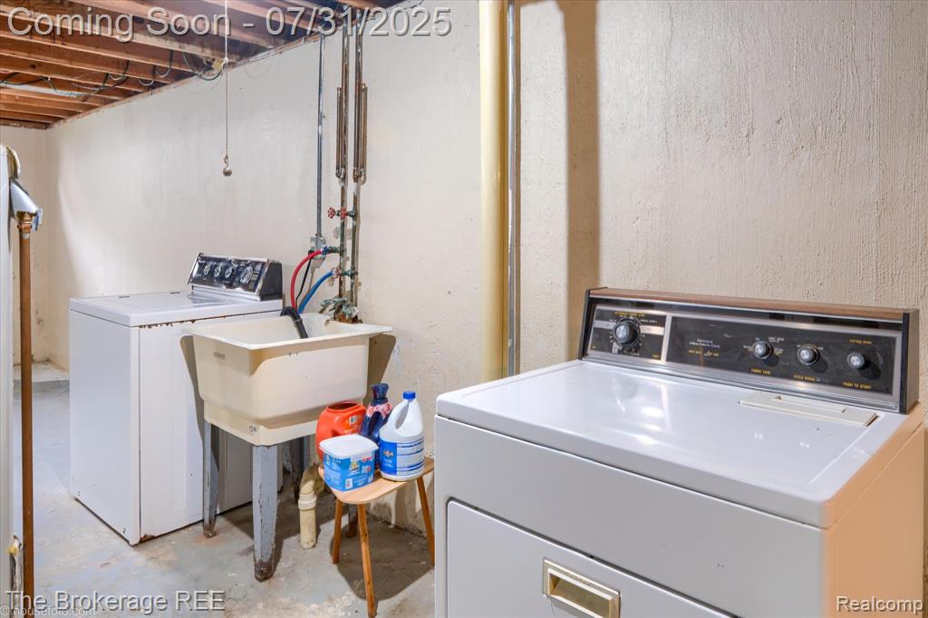 5010 Spring Well Lane, Grand Blanc, MI 48439 — Photo 31