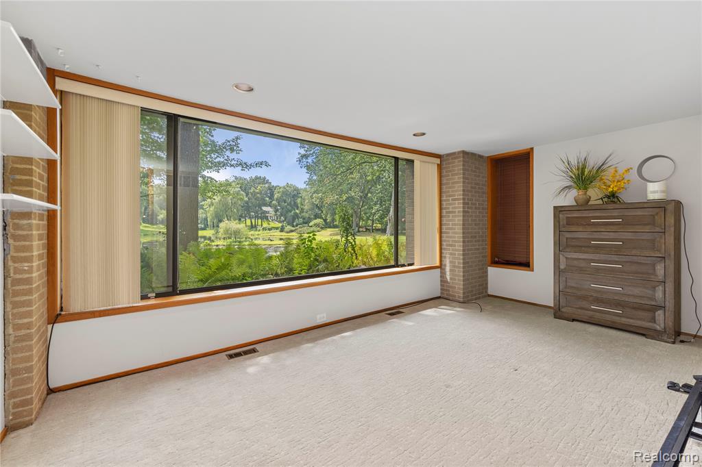 5035 Ponvalley Road, Bloomfield Hills, MI 48302 — Photo 34