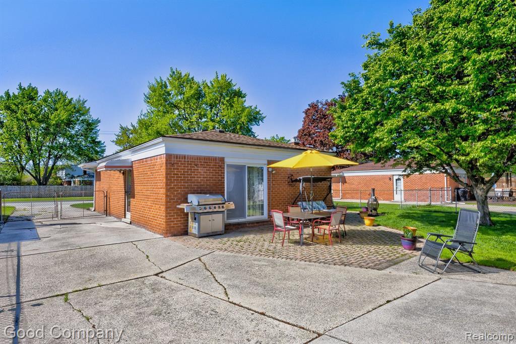 4615 FRAZHO Road, Warren, MI 48091 — Photo 38