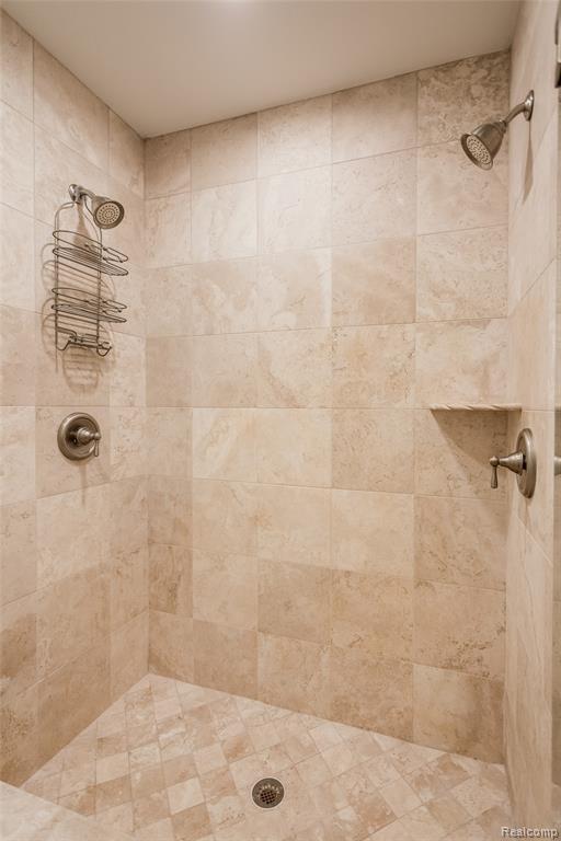 9050 Lake Dominion Drive, Brighton, MI 48114 — Photo 34
