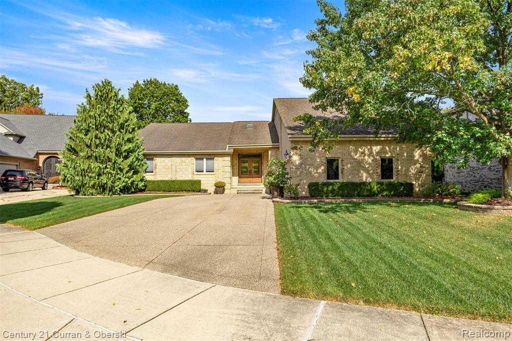 42049 Farm Lane Court, Sterling Heights, MI 48313 — front exterior