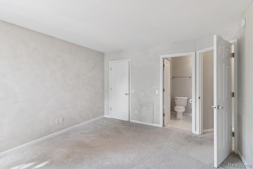 39568 Dun Rovin Drive, Northville, MI 48168 — Photo 28