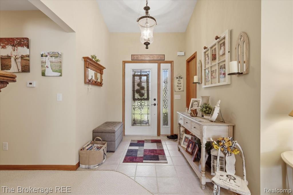 6057 Center Road, Grand Blanc, MI 48439 — Photo 15