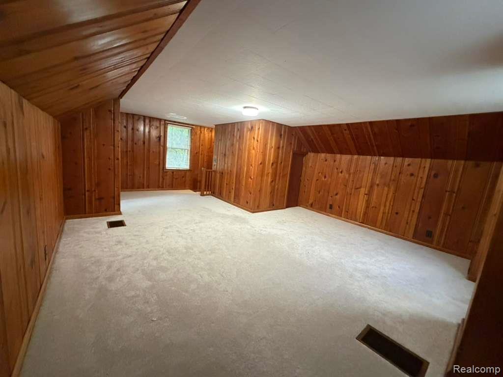 3793 Lincolnshire Road, Waterford, MI 48328 — Photo 3