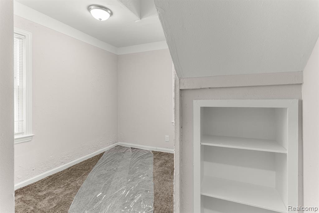 4920 WEDDELL Street, Dearborn Heights, MI 48125 — Photo 19
