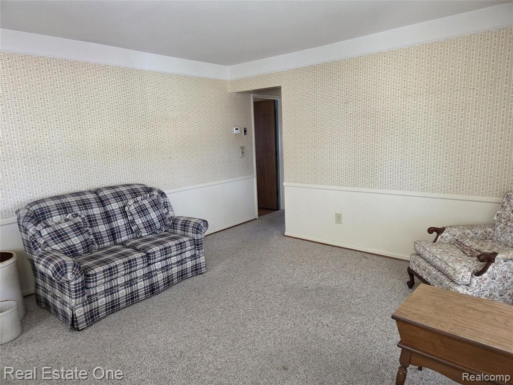7946 McKinley Street, Taylor, MI 48180 — Photo 12