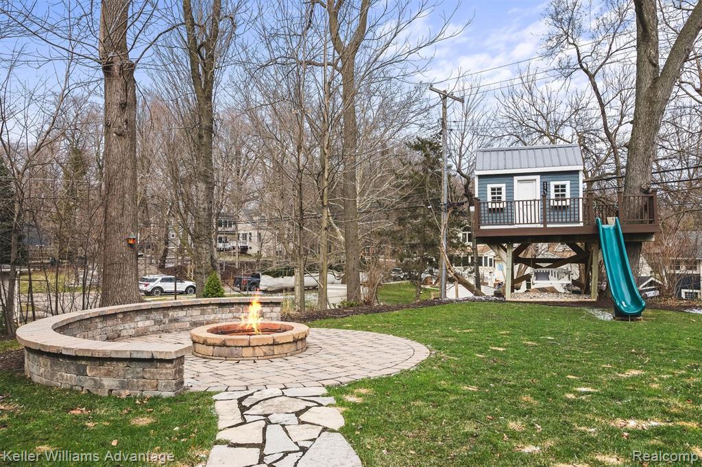 882 N Center Street, Northville, MI 48167 — Photo 54