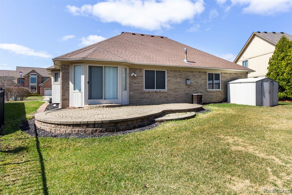 48784 BELLTOWER Drive, Macomb, MI 48044 — Photo 37