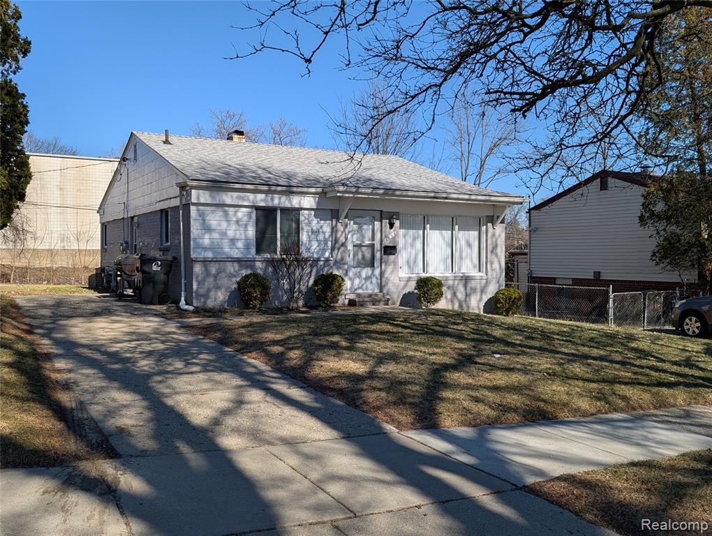 618 Linda Vista Drive, Pontiac, MI 48342 — Photo 3