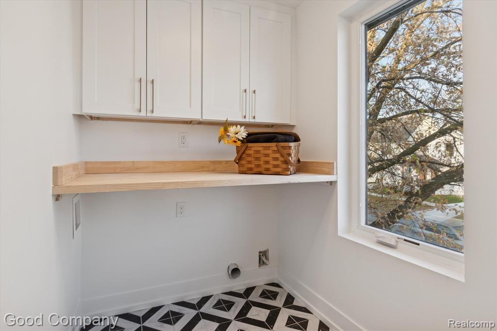 125 N Washington Ave Avenue, Royal Oak, MI, 48067