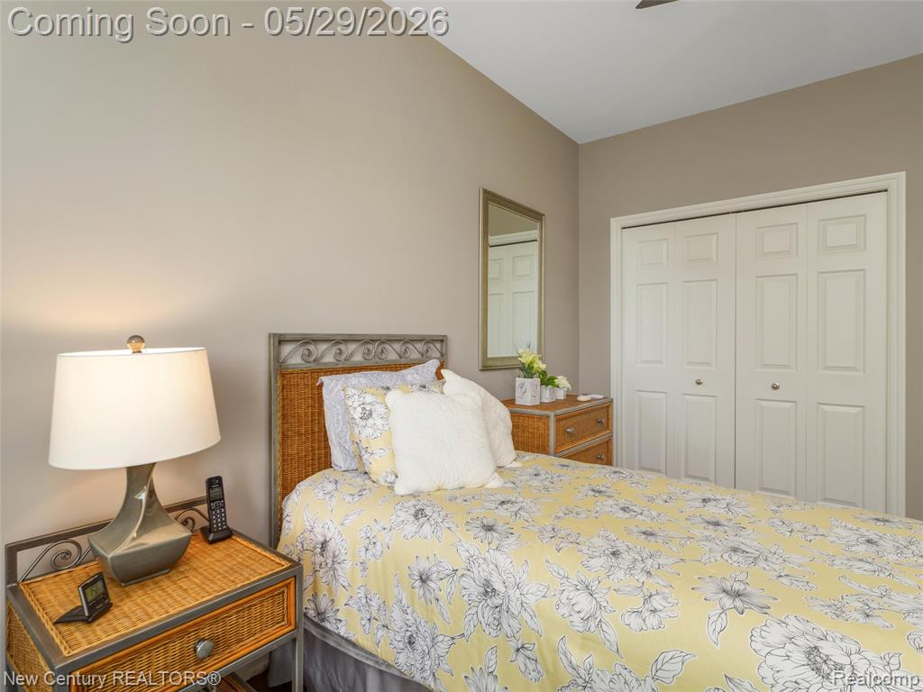 55490 Whispering Hills Drive, Utica, MI 48316 — Photo 25