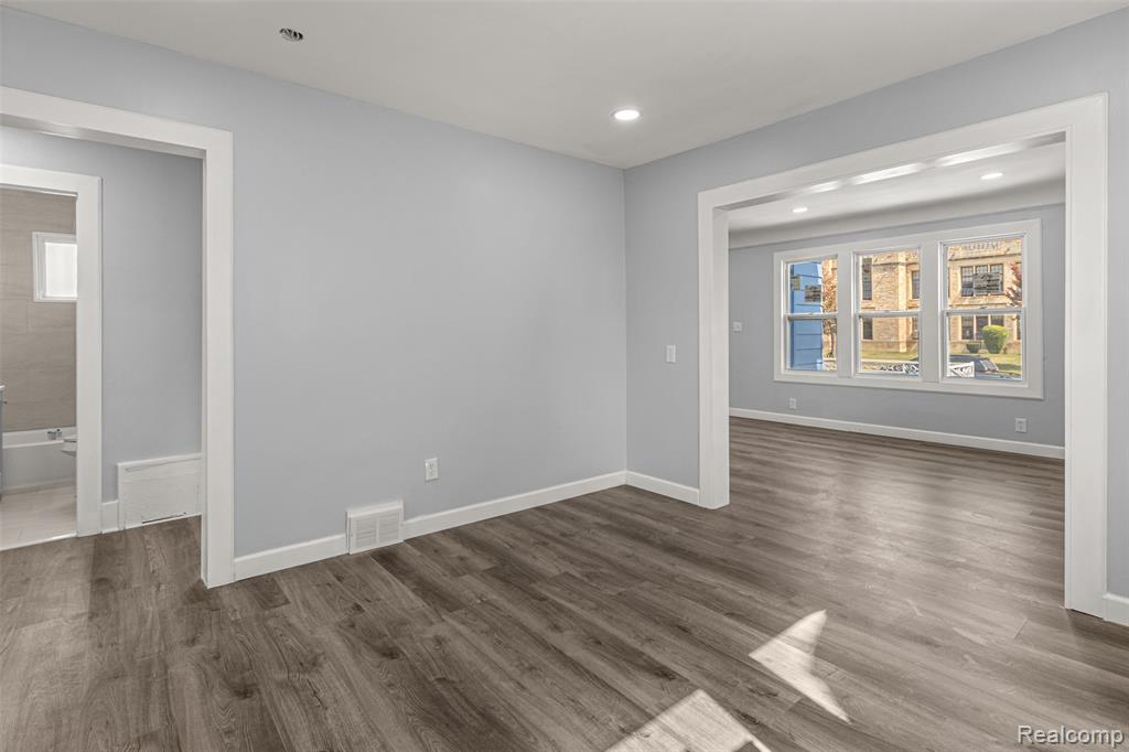 5637 Horger Street, Dearborn, MI 48126 — Photo 8