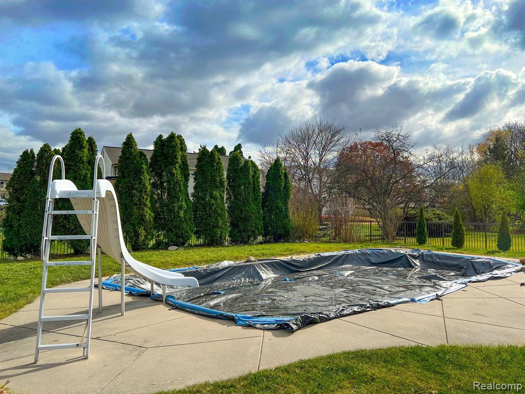 1198 KNIGHTSBRIDGE Road, Canton, MI 48187 — Photo 22