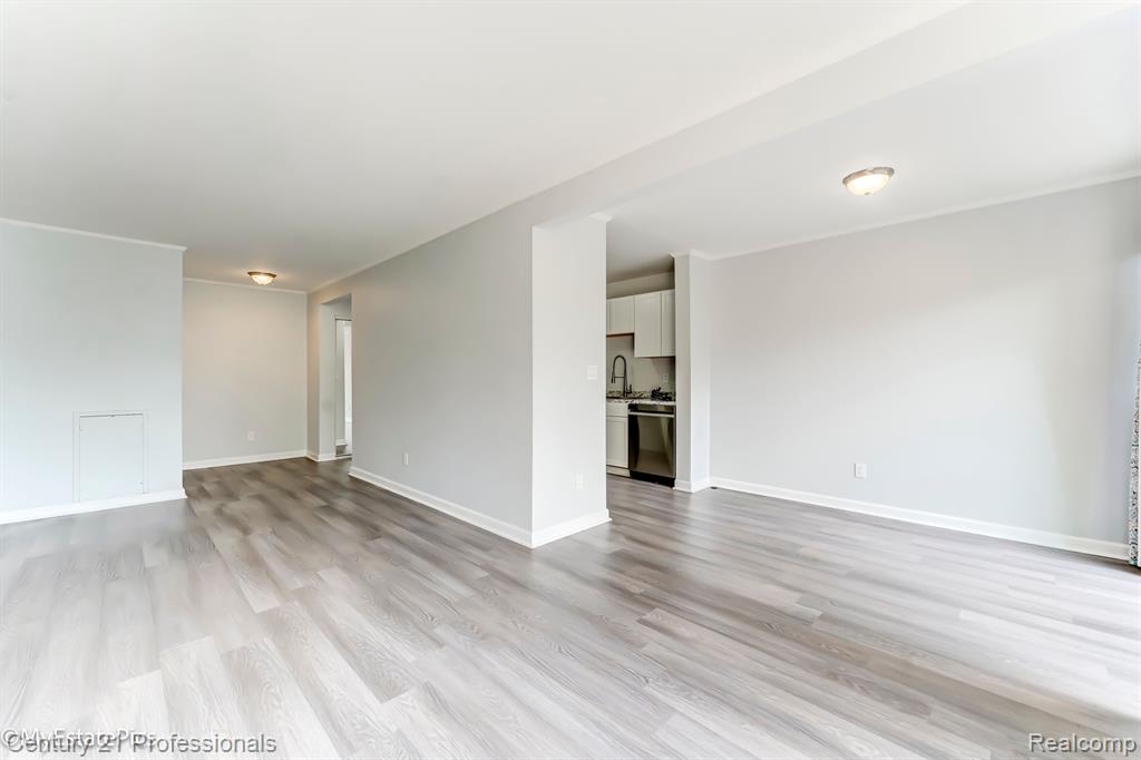 2102 PAULINE Boulevard, 102, Ann Arbor, MI 48103 — Photo 5