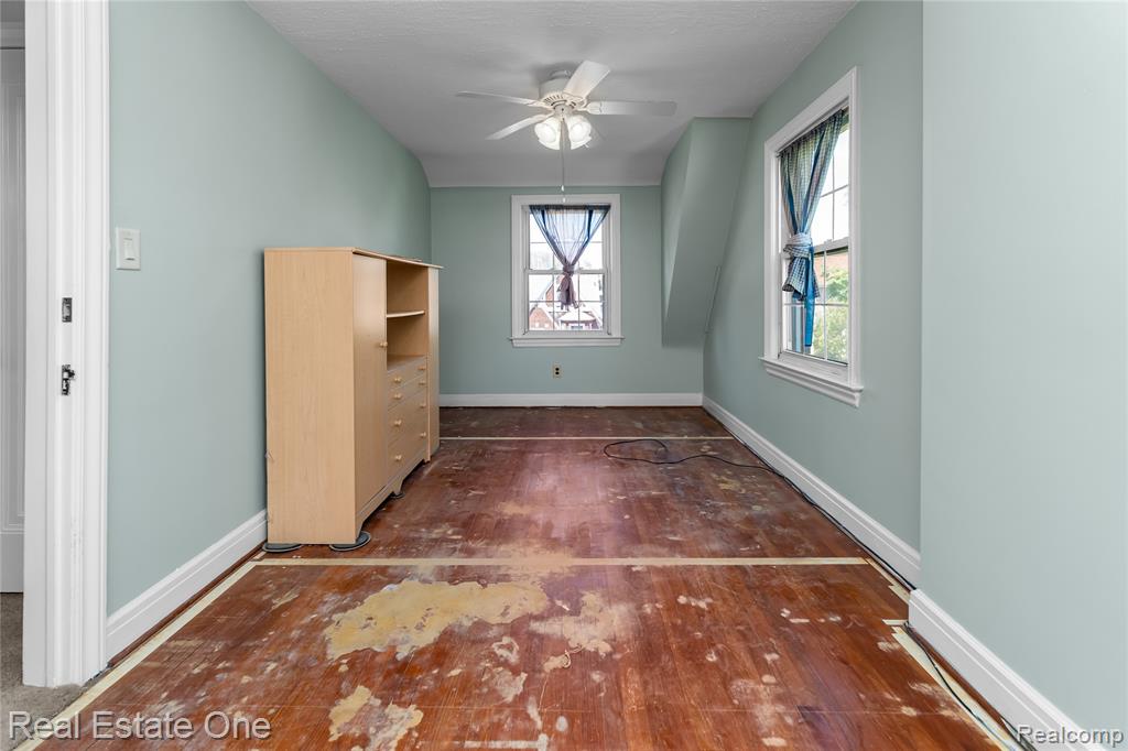 433 Kings Highway, Wyandotte, MI 48192 — Photo 15