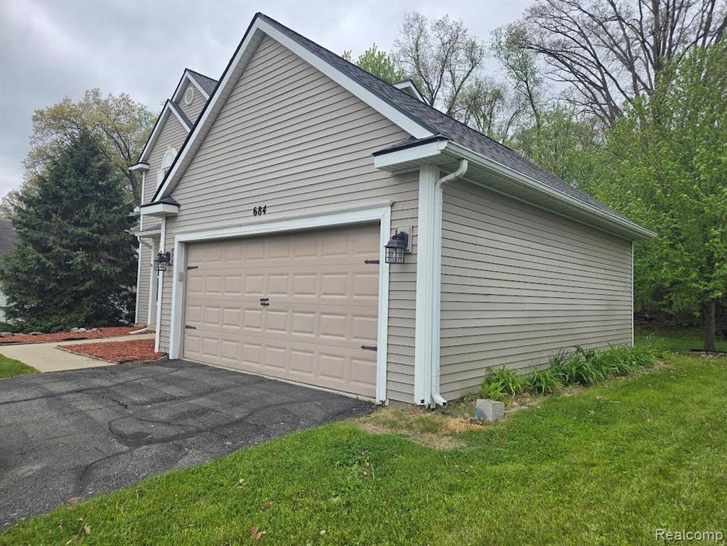 684 Glenlivet Street, Howell, MI 48843 — Photo 3