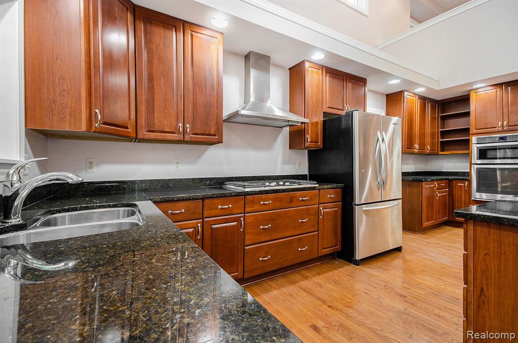 526 5TH Street, Ann Arbor, MI 48103 — Photo 4