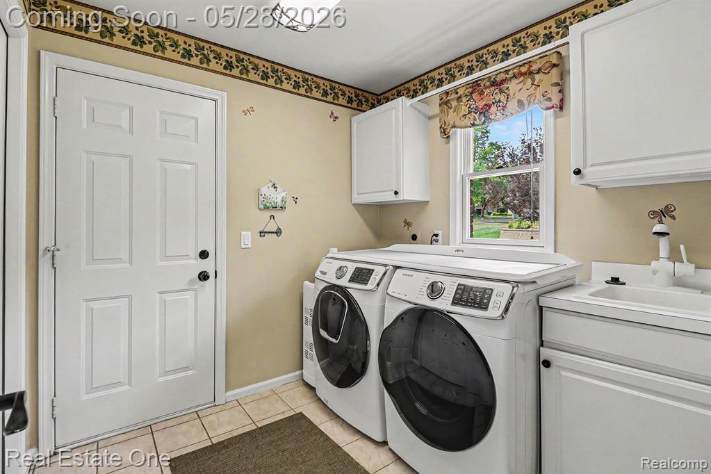 7355 Oakstone Drive, Clarkston, MI 48348 — Photo 18