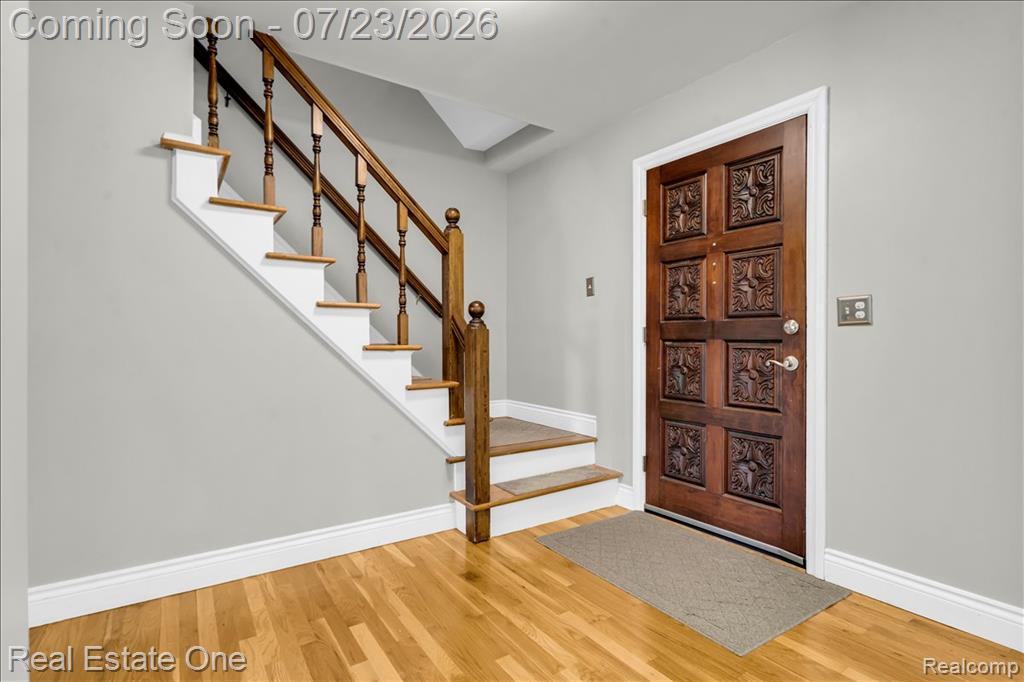 5063 Abington Drive, Troy, MI 48085 — Photo 2