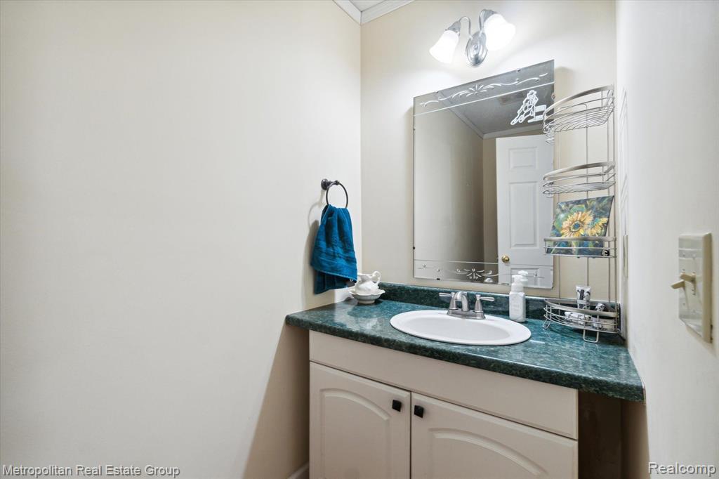 4750 GROVELAND Road, Ortonville, MI 48462 — Photo 22