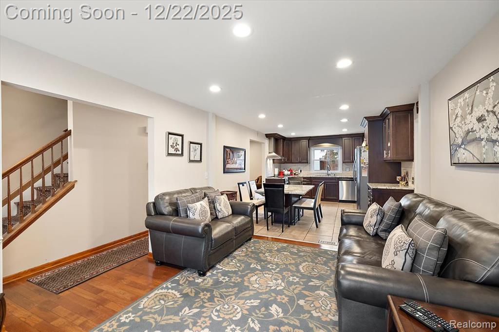 4250 Greenstown Drive, West Bloomfield, MI 48323 — Photo 30